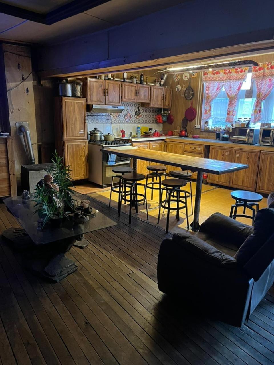 Hostel La Morenita Punta Arenas Exterior photo